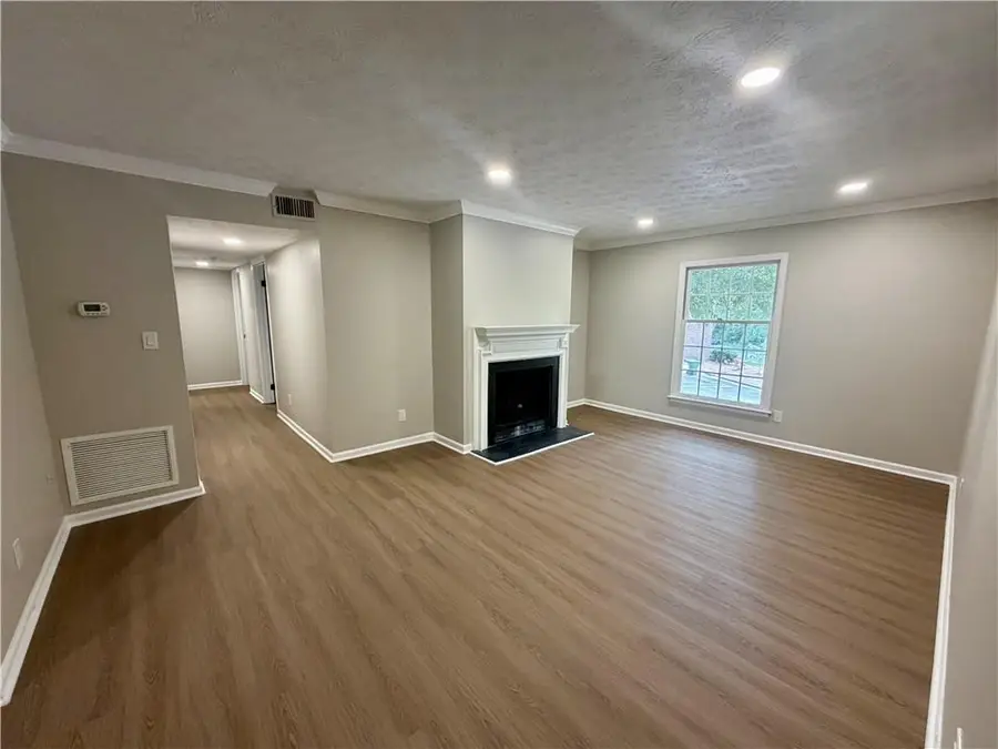 6700 Roswell Road #11D, Sandy Springs, GA 30328 - #2