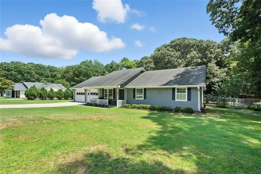 111 Brownsmill Drive, Grayson, GA 30017 - #2