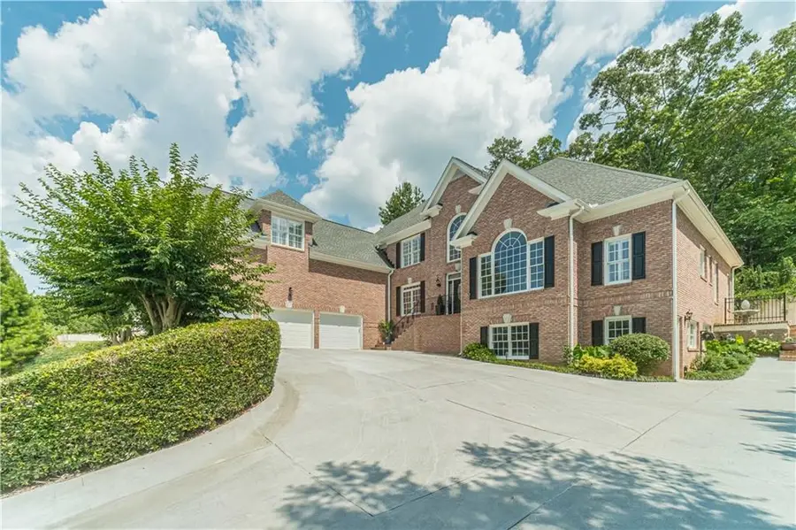 8190 Royal Troon Dr, Duluth, GA 30097 - #2