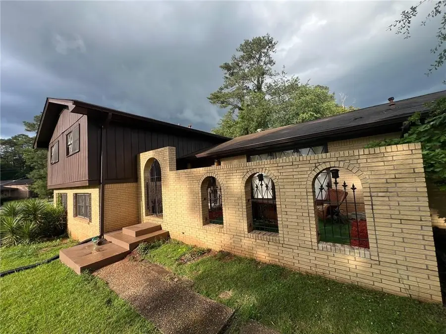 4678 Tara Woods Drive, Ellenwood, GA 30294 - #3