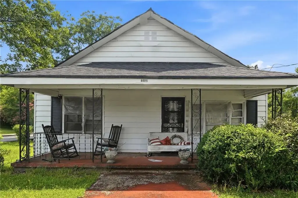 272 N Dogwood Avenue, Social Circle, GA 30025 - #1