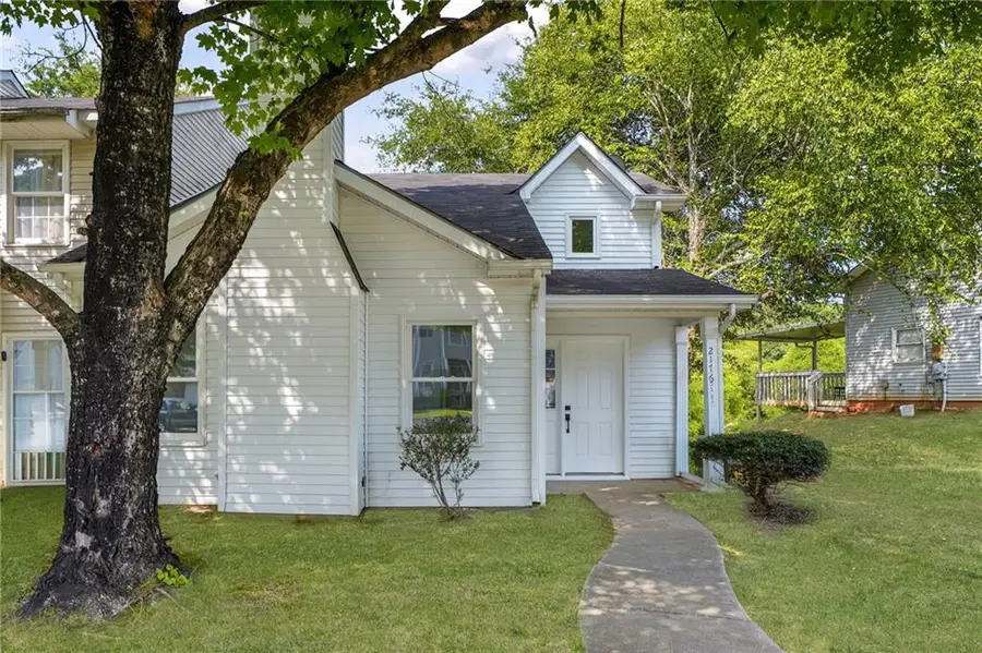 2176 Wellington Circle, Lithonia, GA 30058 - #2