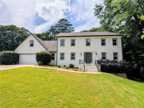 4807 Mystere Circle Sw, Lilburn, GA 30047