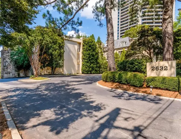 2632 Peachtree Road Nw #304B, Atlanta, GA 30305