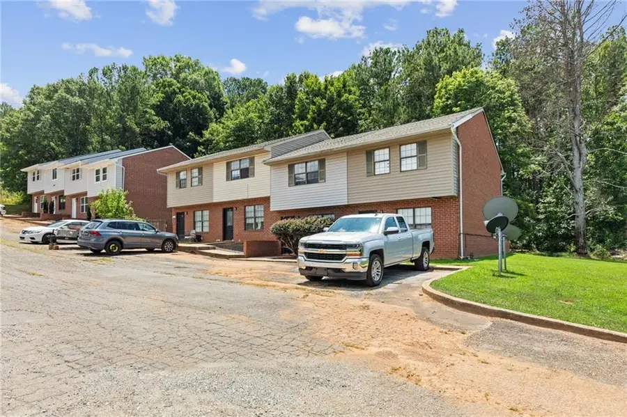 3767 Oakwood Hills Drive, Oakwood, GA 30566 - #2