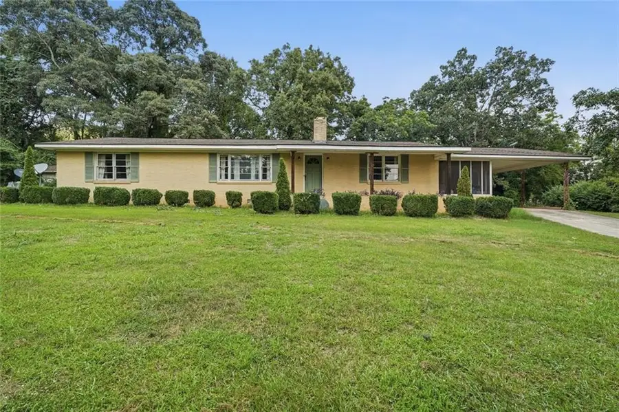 264 School St Street, Gillsville, GA 30543 - #2
