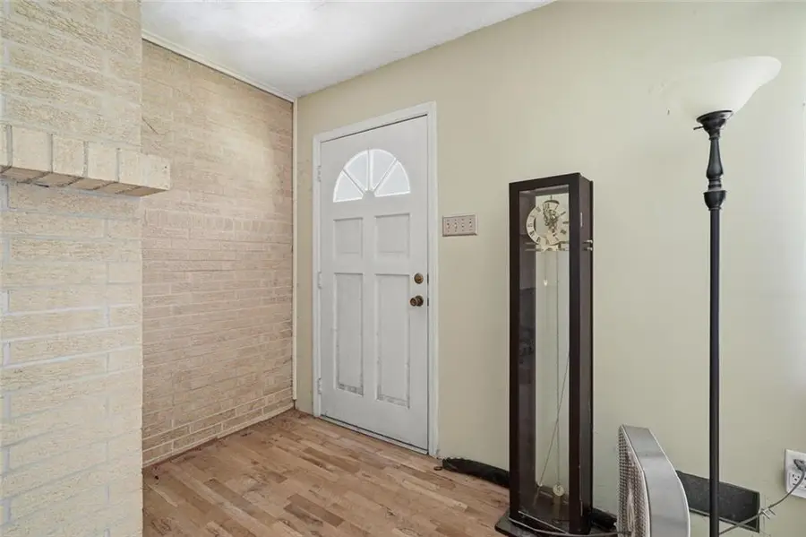 264 School St Street, Gillsville, GA 30543 - #3