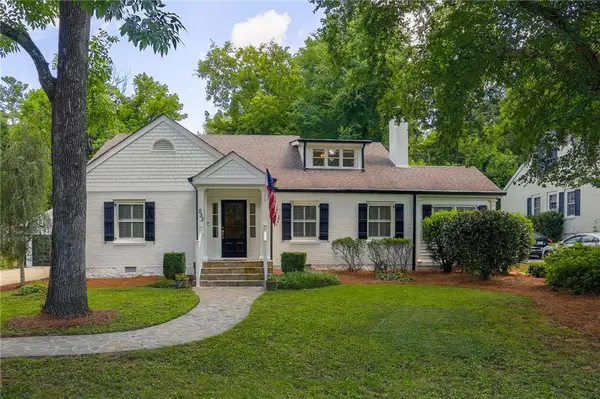 553 Woodward Way Nw, Atlanta, GA 30305