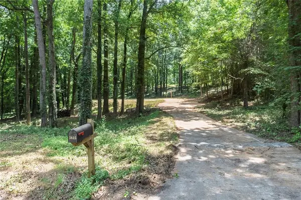 3625 Cypress Way Se, Acworth, GA 30102