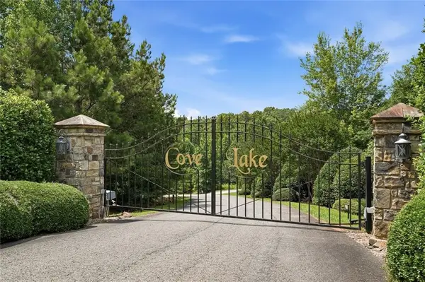141 Cove Lake Drive, Marble Hill, GA 30148