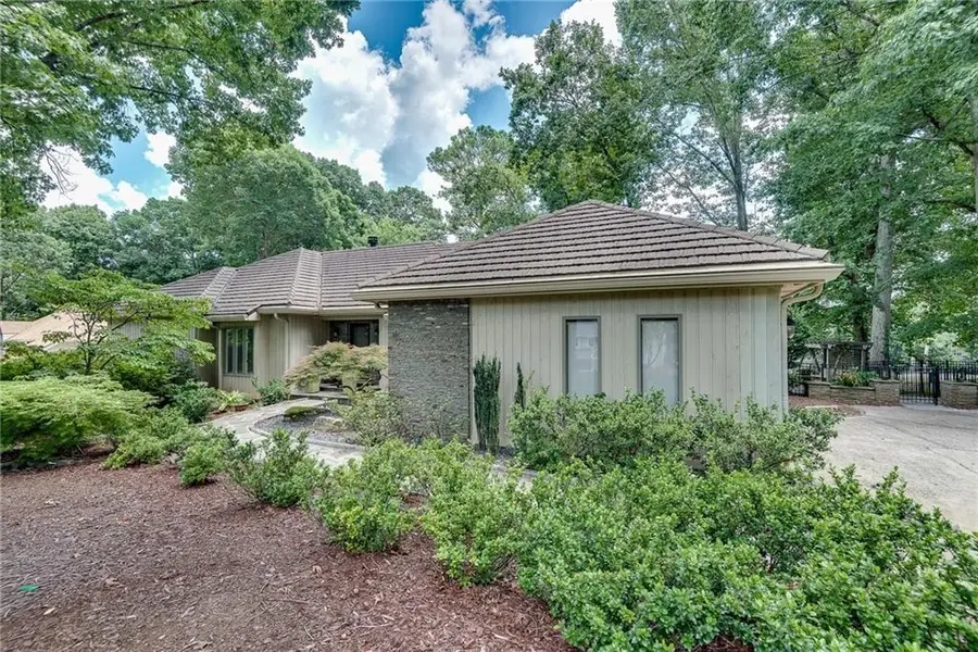 4085 Roxburgh Drive, Roswell, GA 30076 - #2