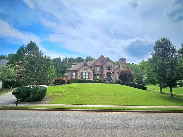 930 Chateau Forest Road, Hoschton, GA 30548