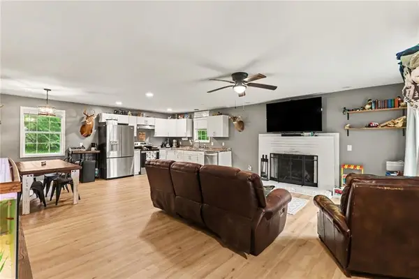 55 W Rocky Street Ne, White, GA 30184