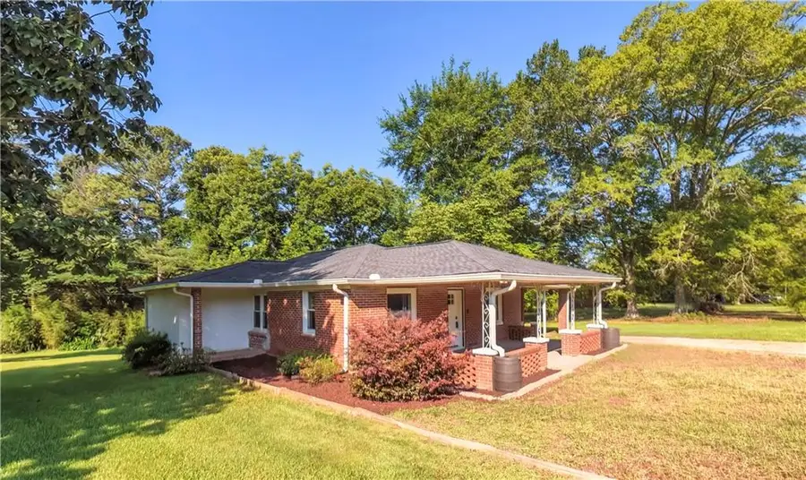 2986 Hilltop Dr, Buchanan, GA 30113 - #2