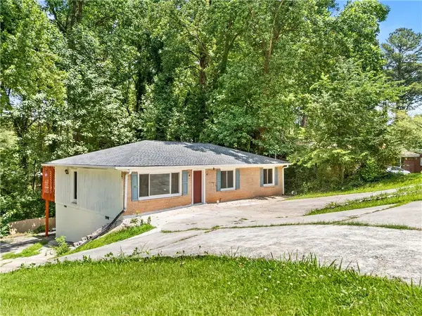 4049 Green Oak Drive, Atlanta, GA 30340