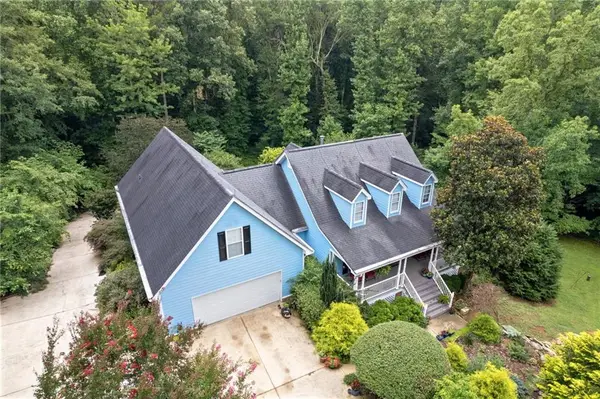 1555 Maple Ridge Drive, Loganville, GA 30052