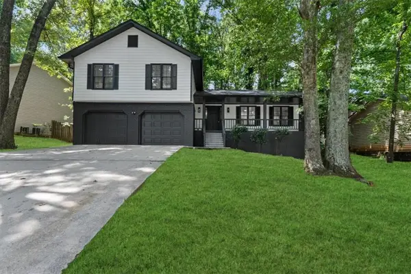 1696 Fieldgreen Overlook, Stone Mountain, GA 30088