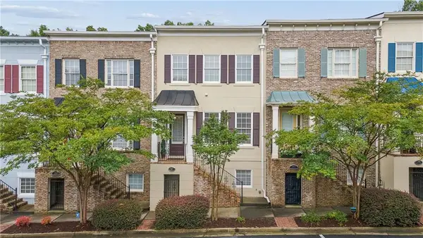 997 Pearl Point, Sandy Springs, GA 30328