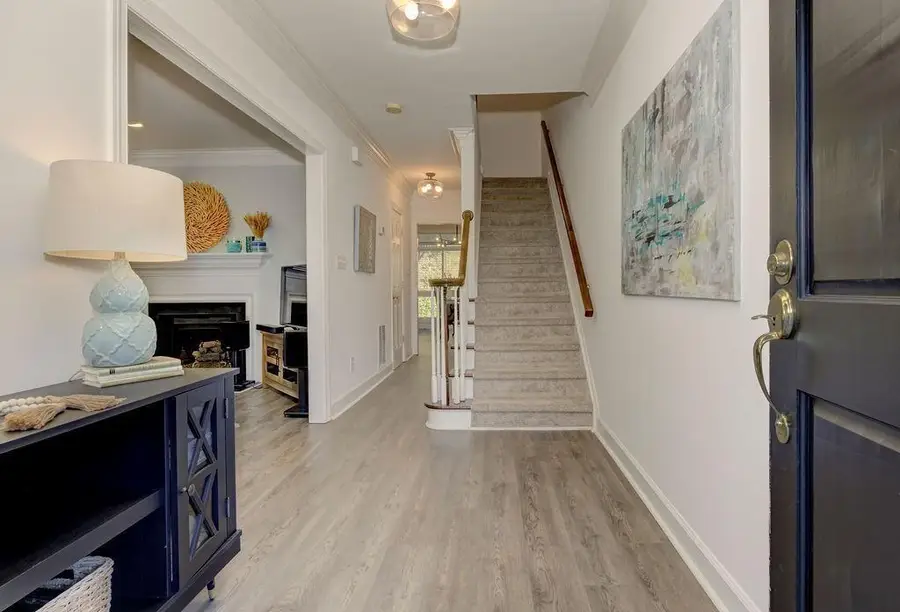 27 Mount Vernon Circle, Sandy Springs, GA 30338 - #3