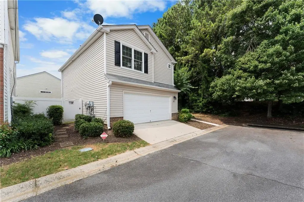 621 W Oaks Drive, Woodstock, GA 30188 - #1