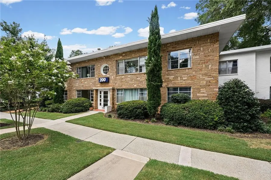 2240 Cheshire Bridge Road Ne #207, Atlanta, GA 30324 - #2