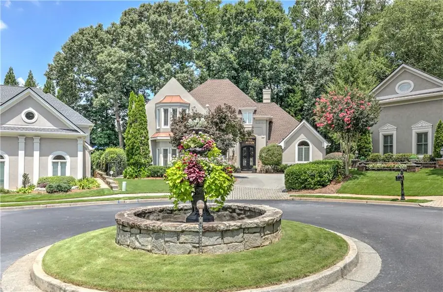 650 River Falls Court, Roswell, GA 30076 - #2