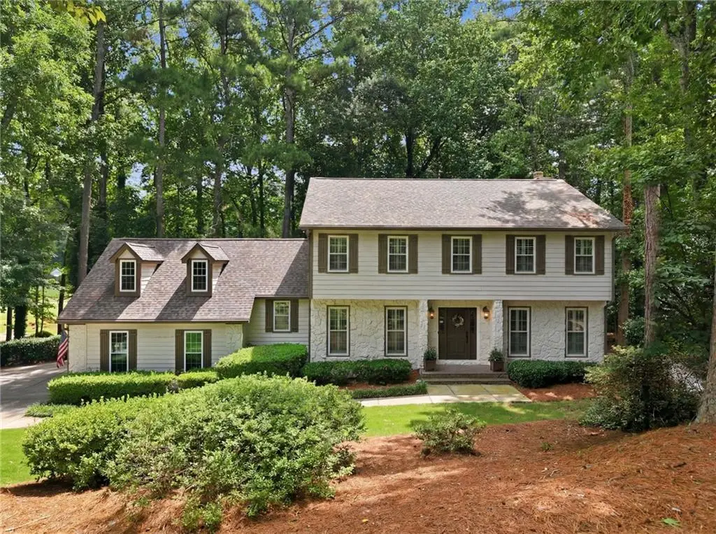 10145 Cresent Hill Lane, Roswell, GA 30076 - #1