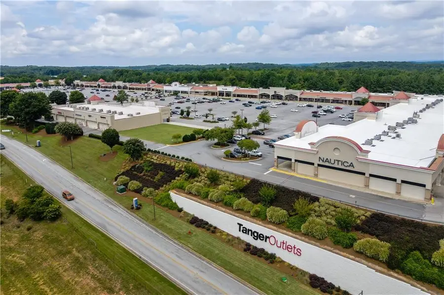 632 Madison Street, Commerce, GA 30529 - #3