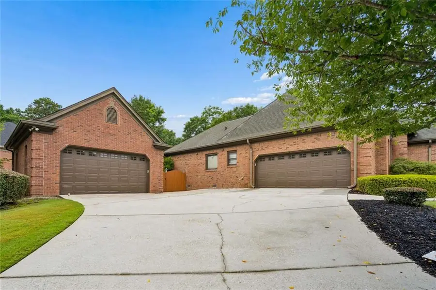 315 Savannah Place, Loganville, GA 30052 - #2