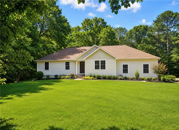 170 Creek Drive, Locust Grove, GA 30248