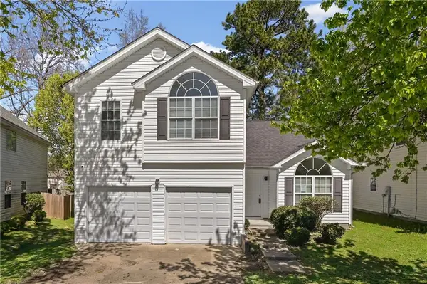2816 Two Lakes Circle, South Fulton, GA 30349