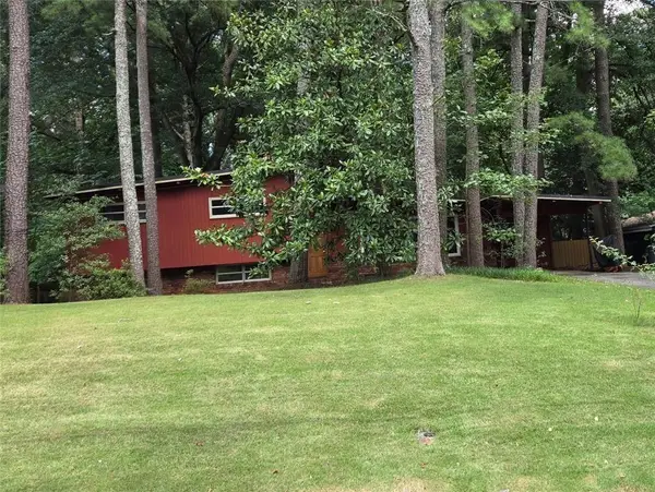 3439 Chestnut Drive, Atlanta, GA 30340