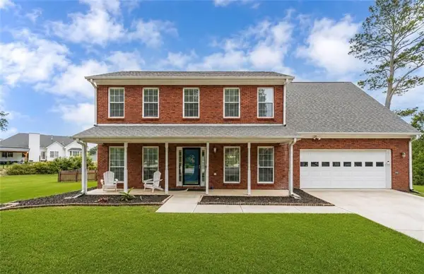 2990 Meadow Gate Way, Loganville, GA 30052