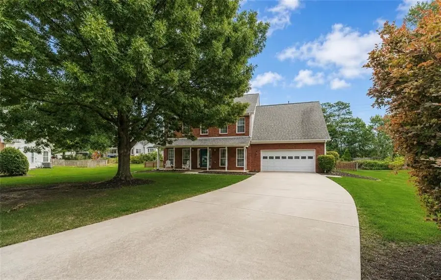 2990 Meadow Gate Way, Loganville, GA 30052 - #2