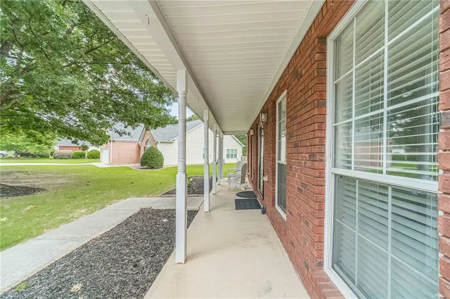 2990 Meadow Gate Way, Loganville, GA 30052 - #3