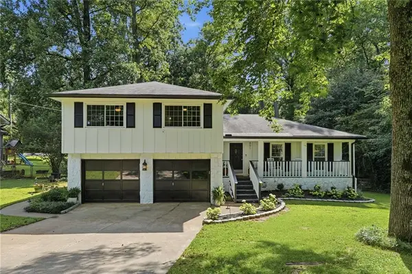 451 Little John Drive Nw, Lilburn, GA 30047