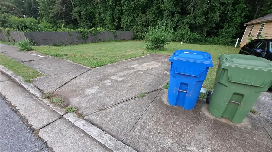 1989 Thomasville Estate Drive Se, Atlanta, GA 30315 - #3
