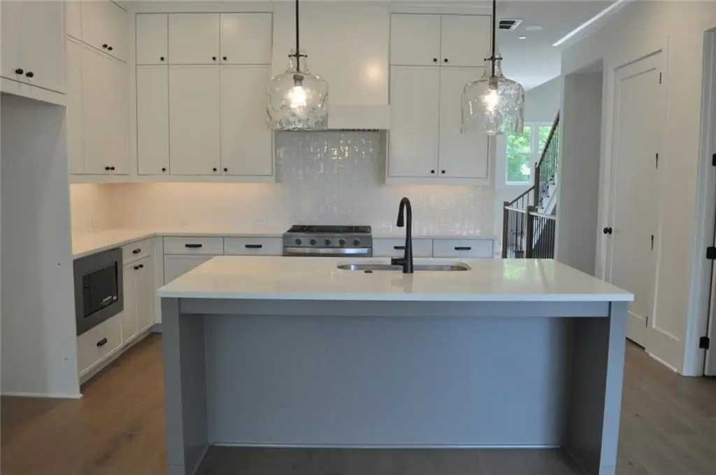 241 White Street Nw, Marietta, GA 30060 - #1