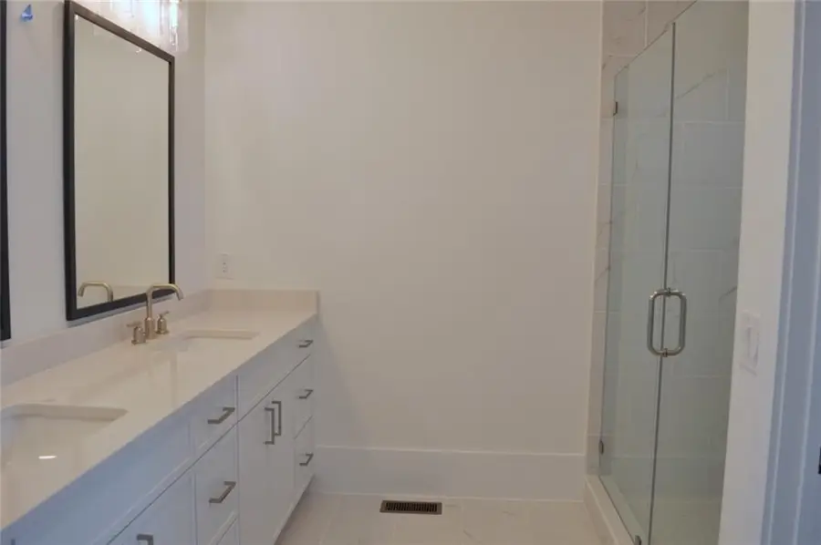 241 White Street Nw, Marietta, GA 30060 - #3