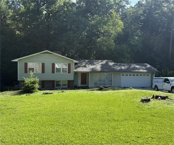 1966 Kensington High Street Sw, Lilburn, GA 30047