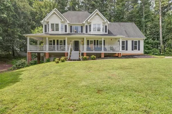 25 Spring Woods Drive, Dallas, GA 30157