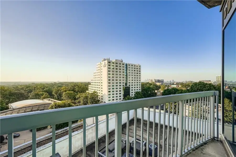3324 Peachtree Road Ne #902, Atlanta, GA 30326 - #2