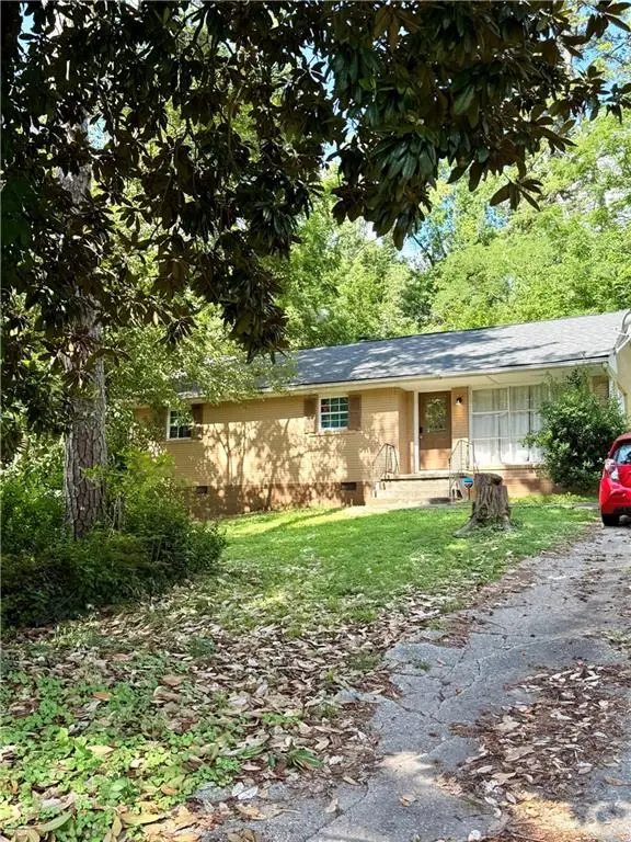 2331 Scotty Circle, Decatur, GA 30032