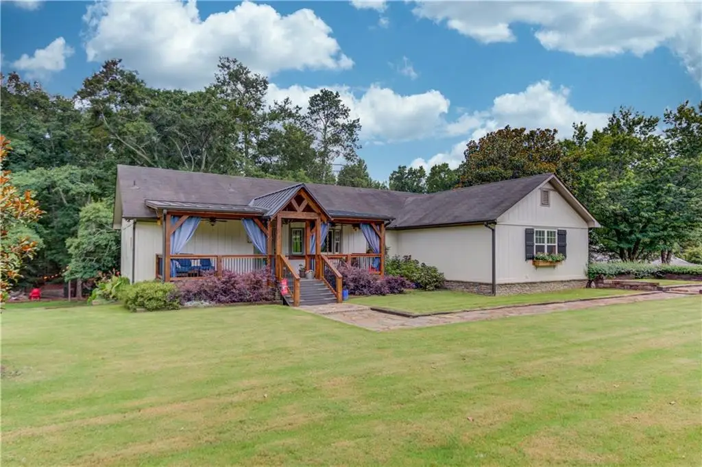 8401 Norris Lake Way, Snellville, GA 30039 - #1
