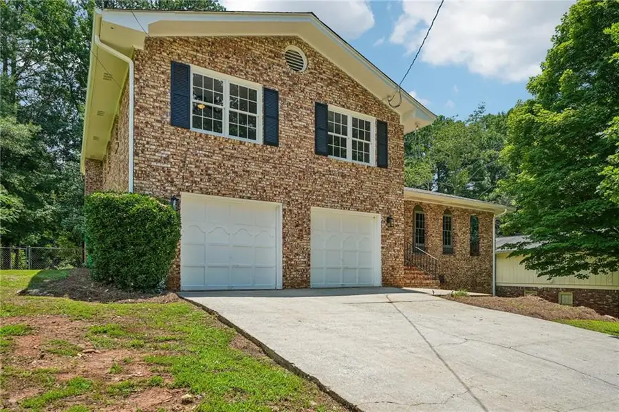 965 Dunstan Lane, Stone Mountain, GA 30083 - #2