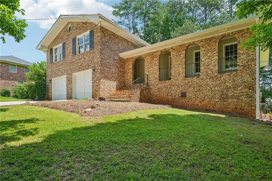965 Dunstan Lane, Stone Mountain, GA 30083 - #3
