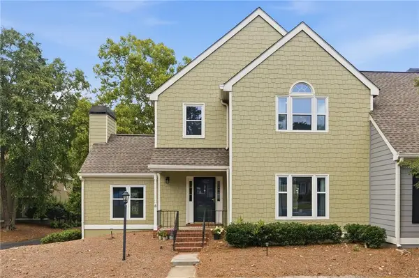 8 Vernon Glen Court, Sandy Springs, GA 30338