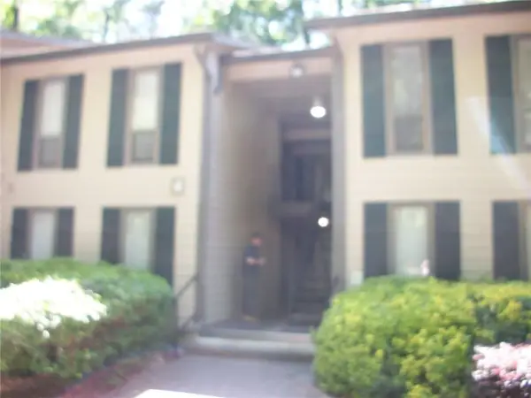 9400 Roberts #1d Drive, Sandy Springs, GA 30350
