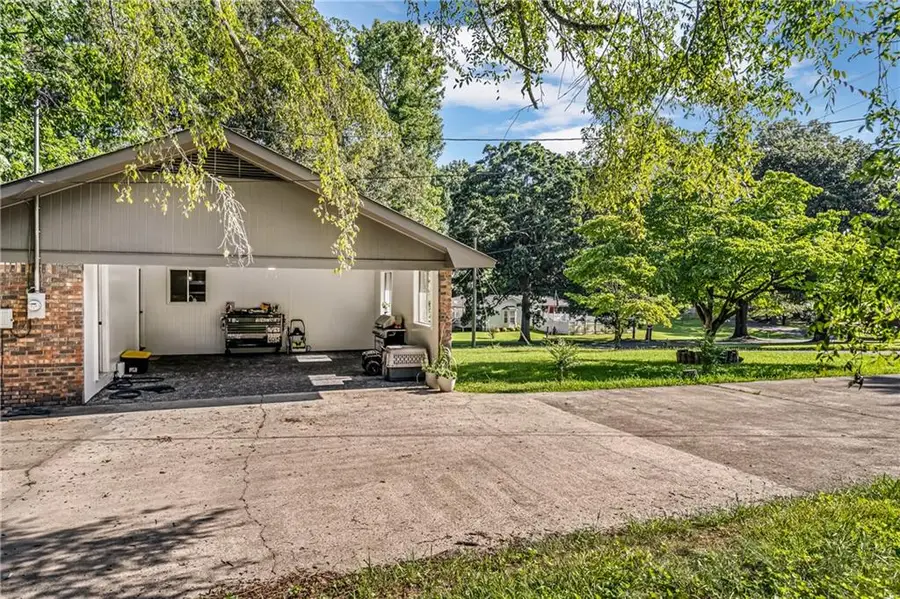 2814 Suncrest Drive, Dalton, GA 30720 - #2