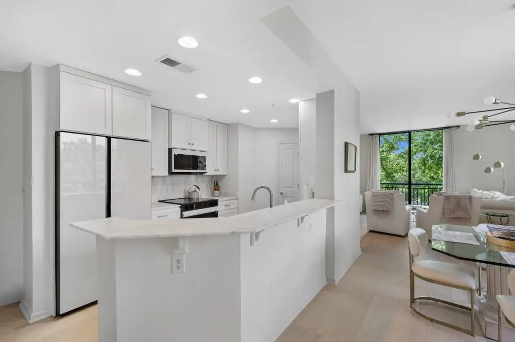 3040 Peachtree Road Nw #211, Atlanta, GA 30305 - #1